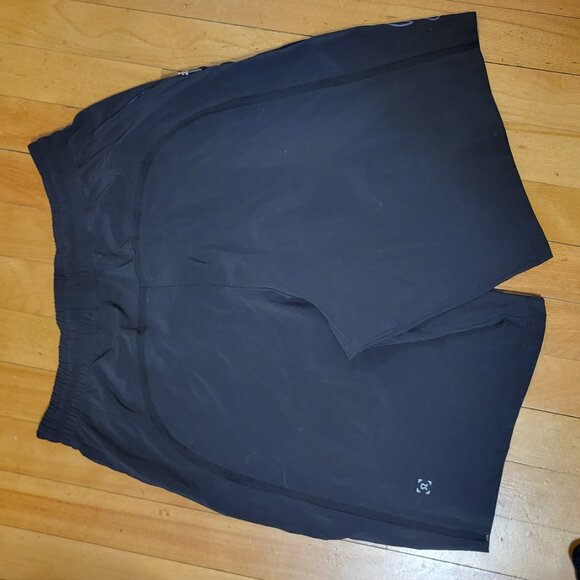 Mens Lululemon Shorts Peloton Edition Small Black - Picture 3 of 3